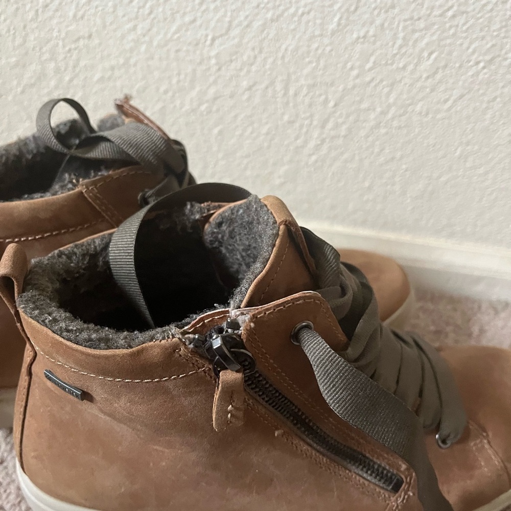 Ecco Soft Tred Women’ Boot 8.5 View 4